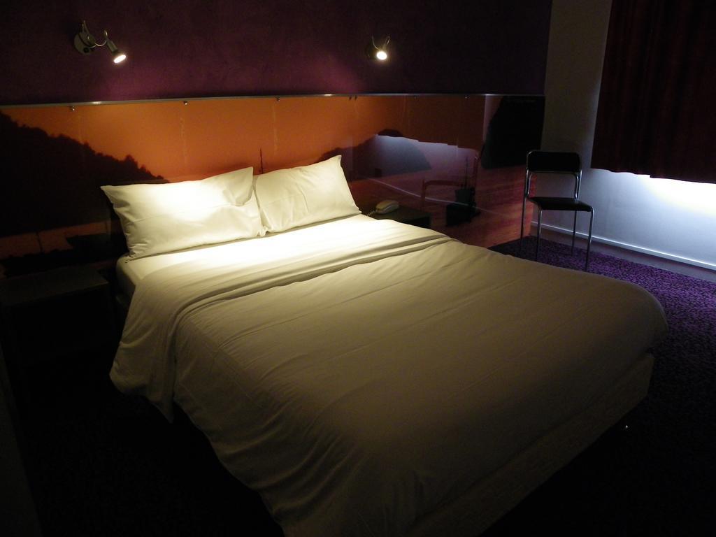 Hotel Logitel Saint-Doulchard Eksteriør bilde